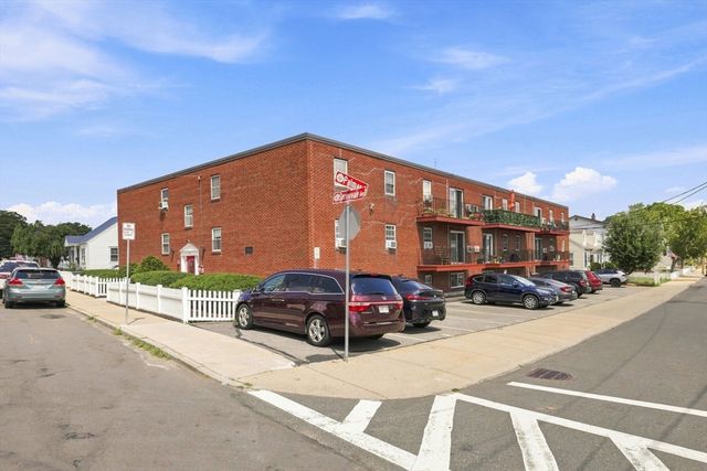 74 Springvale Ave 1, Chelsea, MA 02150