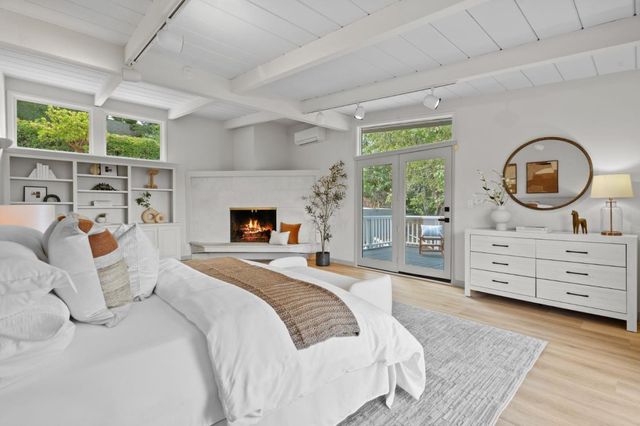 2987 Alexis Drive, Palo Alto, CA 94304