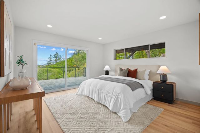 2987 Alexis Drive, Palo Alto, CA 94304