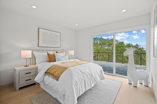 2987 Alexis Drive, Palo Alto, CA 94304