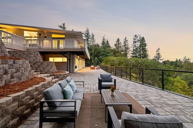 2987 Alexis Drive, Palo Alto, CA 94304