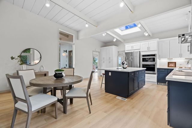 2987 Alexis Drive, Palo Alto, CA 94304