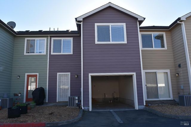 112 Treadway Ct, Cloverdale, CA 95425