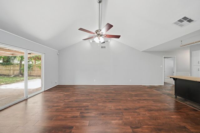 6006 Vicki John Drive, Houston, TX 77096