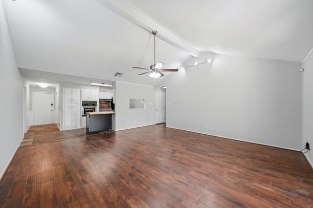 6006 Vicki John Drive, Houston, TX 77096
