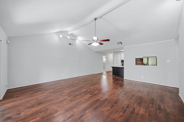 6006 Vicki John Drive, Houston, TX 77096
