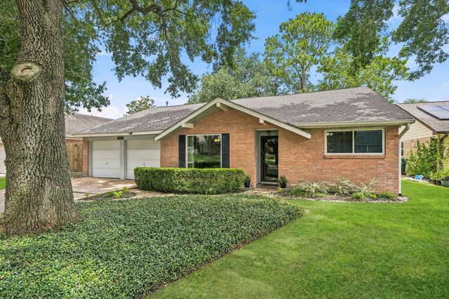 6006 Vicki John Drive, Houston, TX 77096