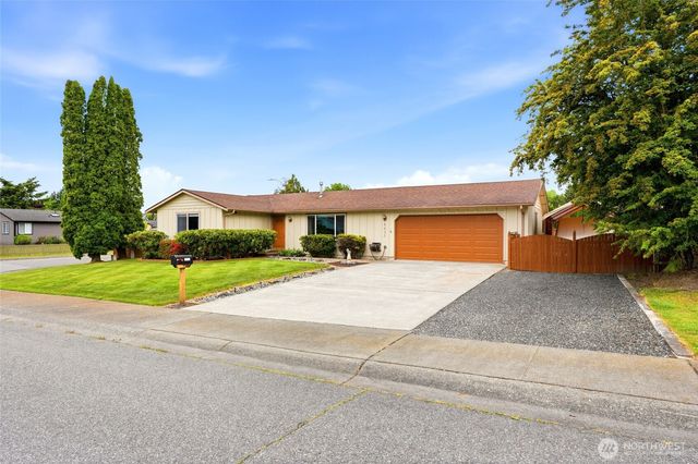 6627 95th Street NE, Marysville, WA 98270