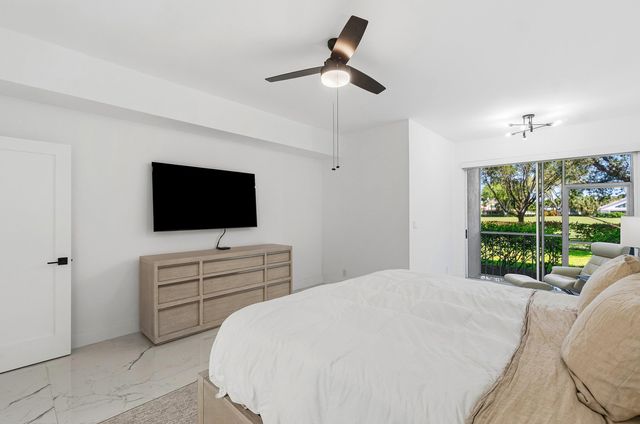 5082 Lake Catalina Drive A, Boca Raton, FL 33496