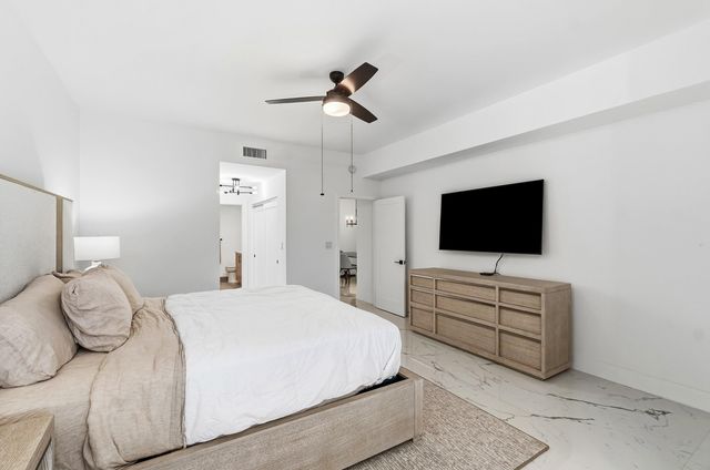 5082 Lake Catalina Drive A, Boca Raton, FL 33496