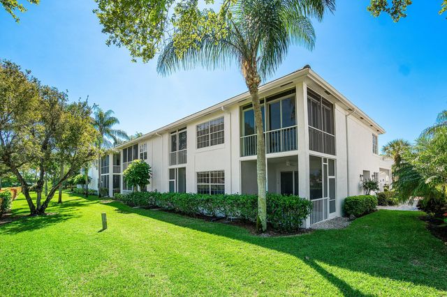5082 Lake Catalina Drive A, Boca Raton, FL 33496