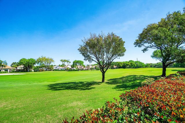 5082 Lake Catalina Drive A, Boca Raton, FL 33496