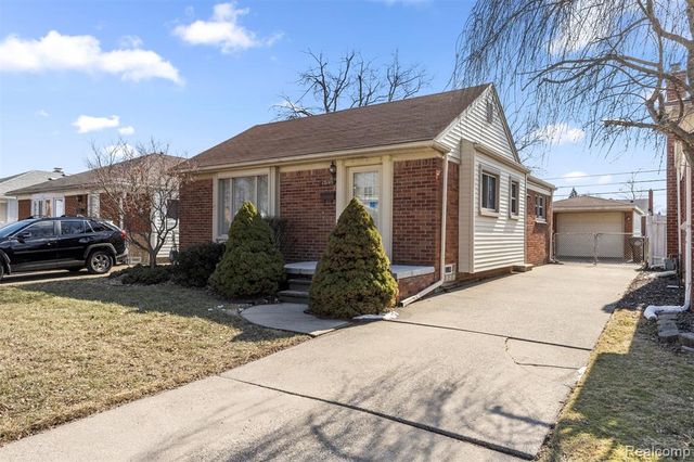 13145 Orchard Road, Southgate, MI 48195