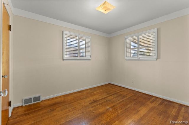 13145 Orchard Road, Southgate, MI 48195