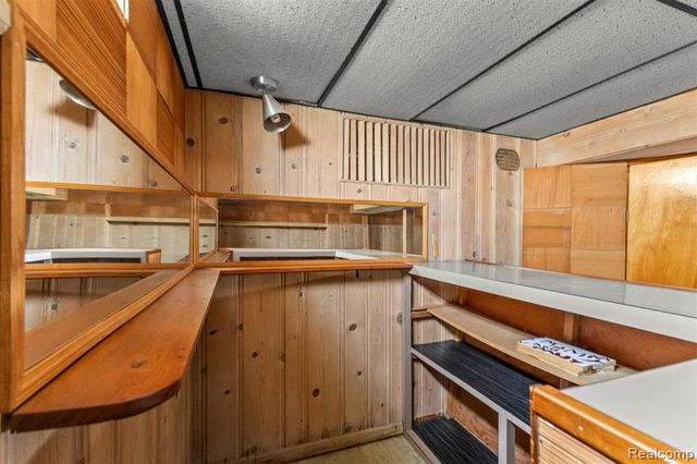 13145 Orchard Road, Southgate, MI 48195