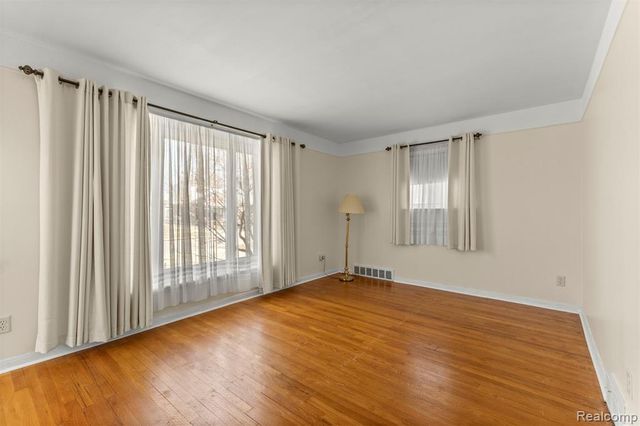 13145 Orchard Road, Southgate, MI 48195