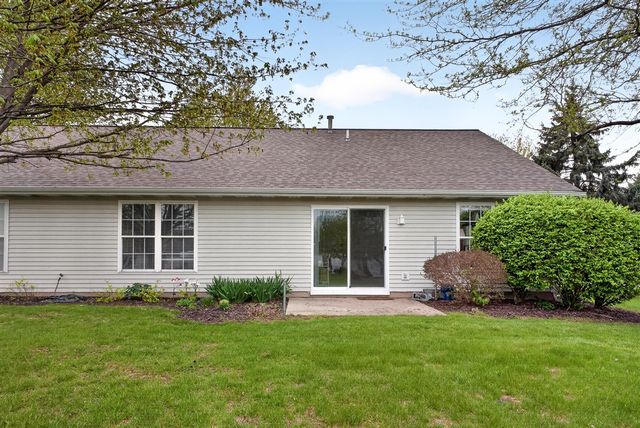 11976 Willow Wood, Holland, MI 49424