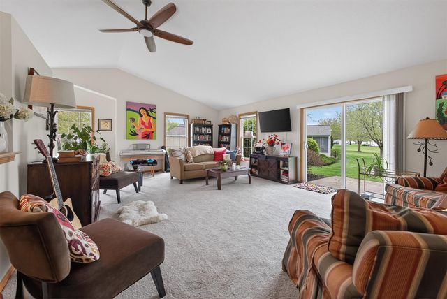 11976 Willow Wood, Holland, MI 49424