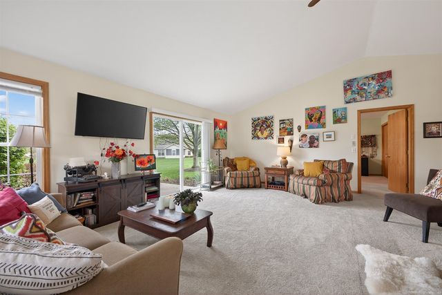 11976 Willow Wood, Holland, MI 49424