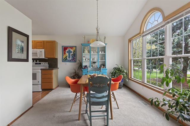 11976 Willow Wood, Holland, MI 49424