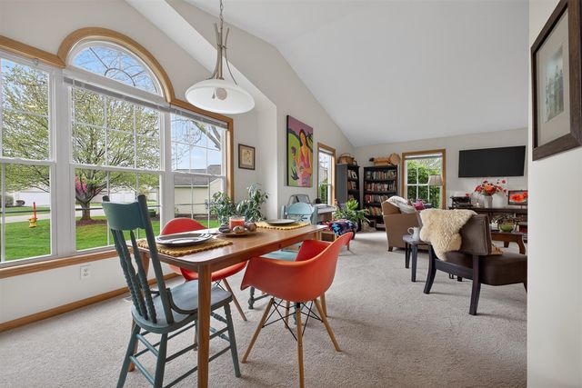 11976 Willow Wood, Holland, MI 49424