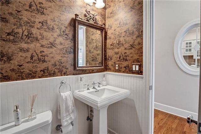 4678 Ivygate Circle, Atlanta, GA 30339