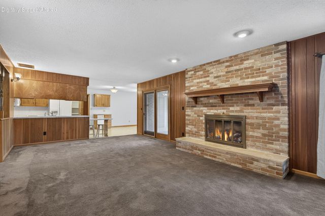 421 S Troy Avenue, Springfield, MO 65802