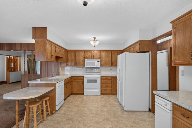 421 S Troy Avenue, Springfield, MO 65802