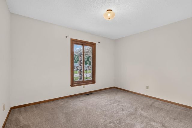 421 S Troy Avenue, Springfield, MO 65802