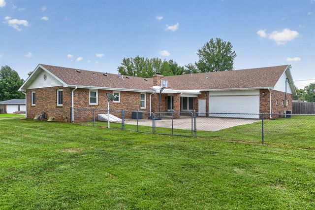 421 S Troy Avenue, Springfield, MO 65802