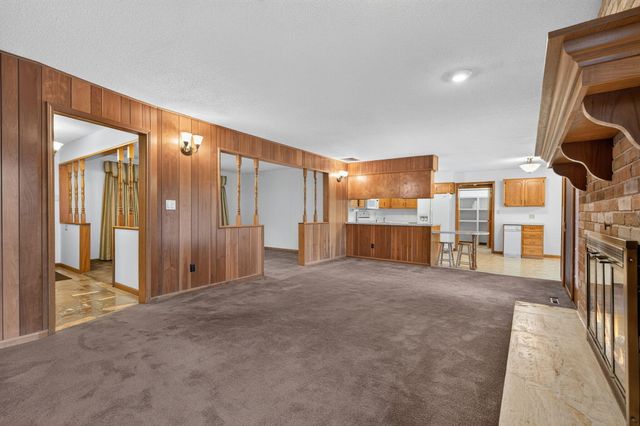 421 S Troy Avenue, Springfield, MO 65802