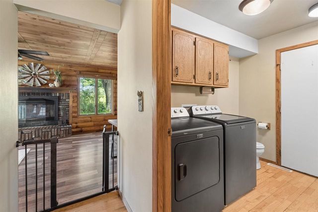 W8269 GRANDVIEW ROAD, Hortonville, WI 54944