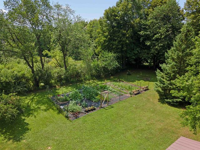 W8269 GRANDVIEW ROAD, Hortonville, WI 54944