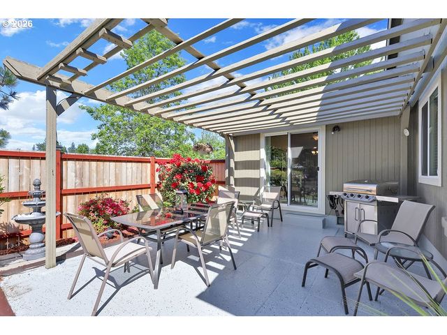 87836 8TH St, Veneta, OR 97487