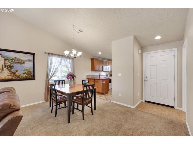 87836 8TH St, Veneta, OR 97487