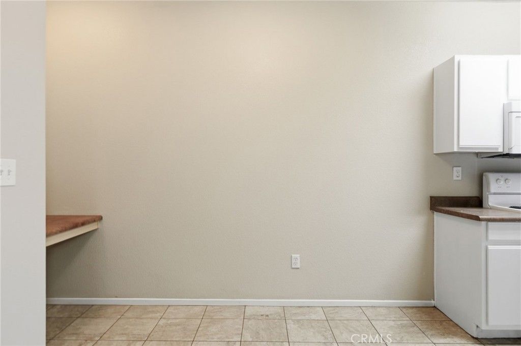 Image 13 of property listing at 24909 Madison, Murrieta, CA 92562