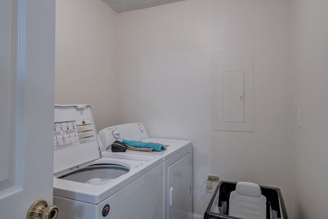 6240 Lucille Drive B, North Charleston, SC 29406