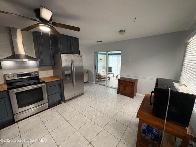1660 Country Lane, Titusville, FL 32780