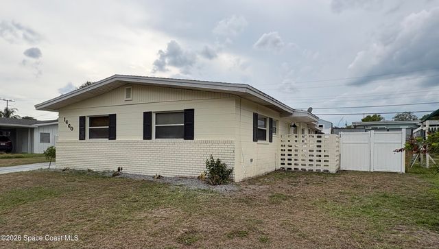1660 Country Lane, Titusville, FL 32780