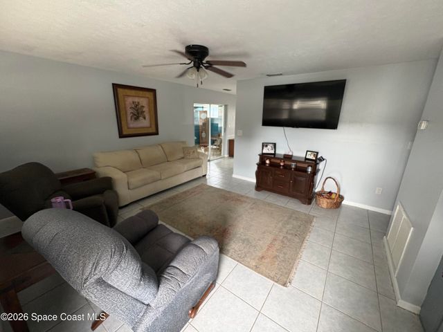 1660 Country Lane, Titusville, FL 32780