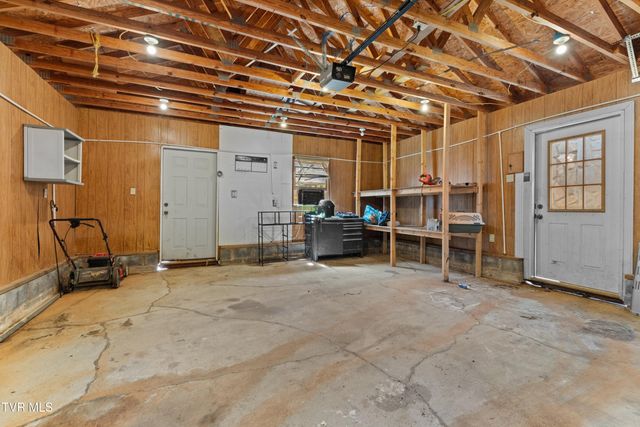 127 Austin Drive, Rogersville, TN 37857