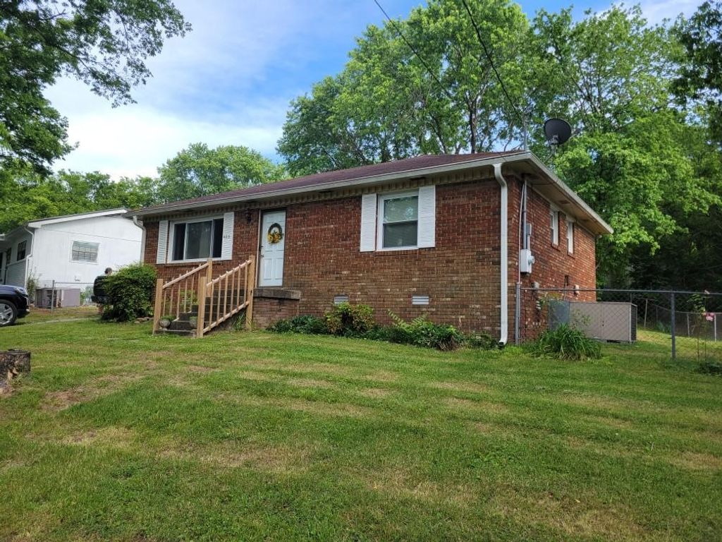 433 Malvin St, Gallatin, TN 37066