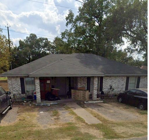 1525 Calvit Street, Hempstead, TX 77445