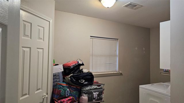 1525 Calvit Street, Hempstead, TX 77445