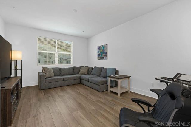 712 Meadowood St., Fallbrook, CA 92028