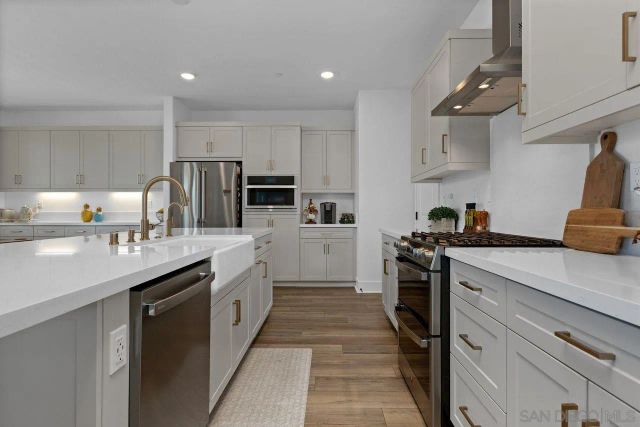 712 Meadowood St., Fallbrook, CA 92028