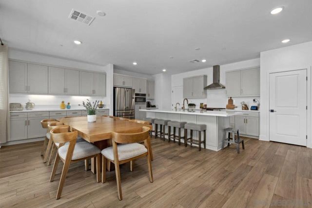 712 Meadowood St., Fallbrook, CA 92028