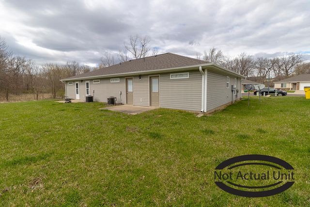 7417 E NOAH CT, Columbia, MO 65202