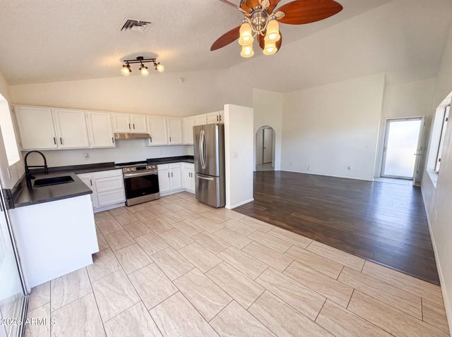 1111 N 64TH Street 38, Mesa, AZ 85205