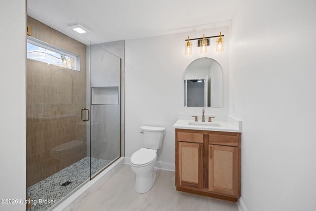 3602 Saint Germaine Ct, Louisville, KY 40207